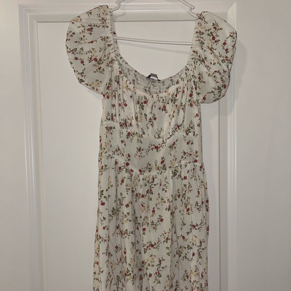 White and Red Romper - Picture 3 of 4